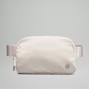 BNWT! Lululemon Everywhere Belt Bag - White Opal